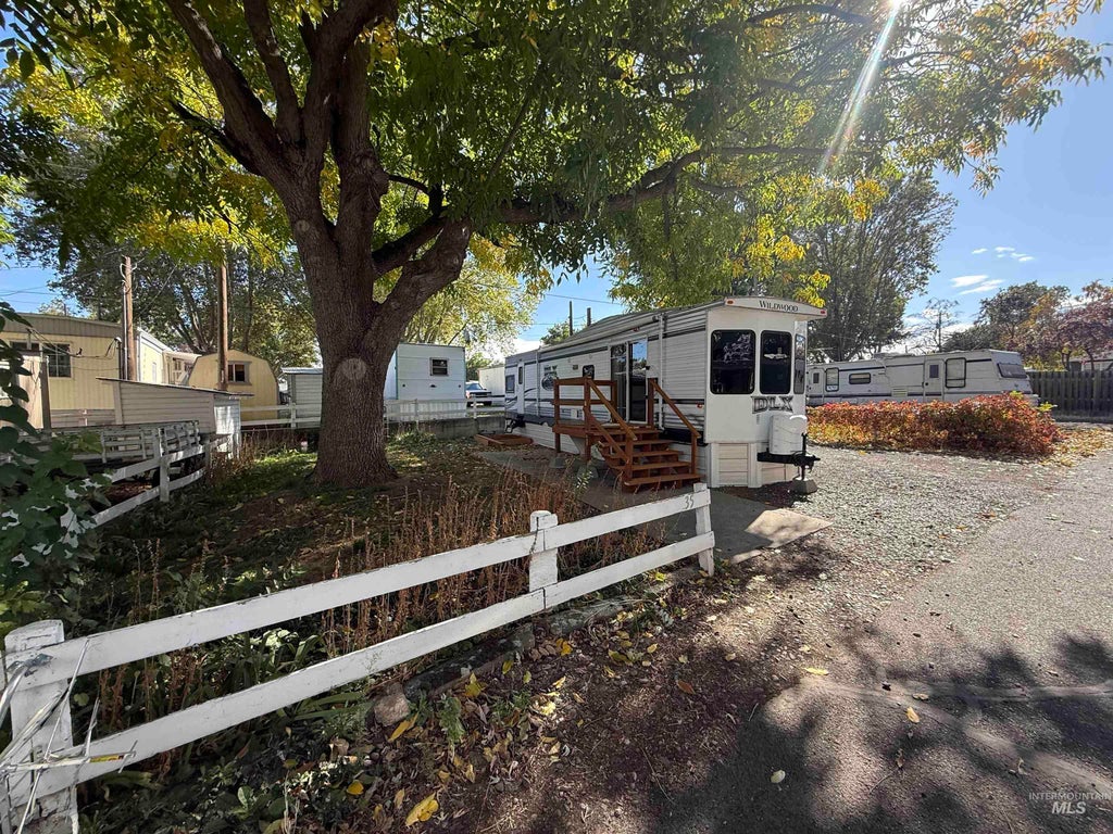 Photo of 631 Preston #35, Lewiston, ID 83501 (MLS # 99004607)