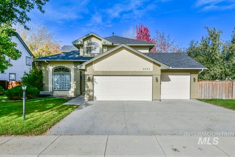 Photo of 6033 N Tapestry Way, Boise, ID 83713 (MLS # 98965618)