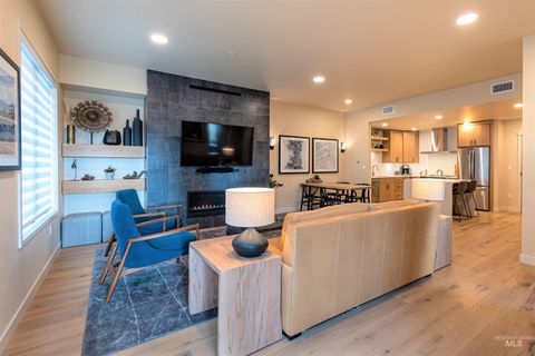 760 Village Dr Donnelly ID 83615