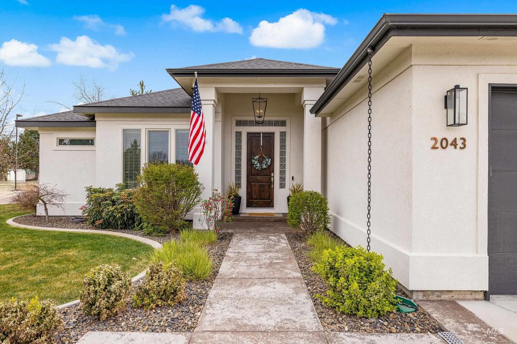 Photo of 2043 W Soldotna St, Kuna, ID 83634 (MLS # 98980450)