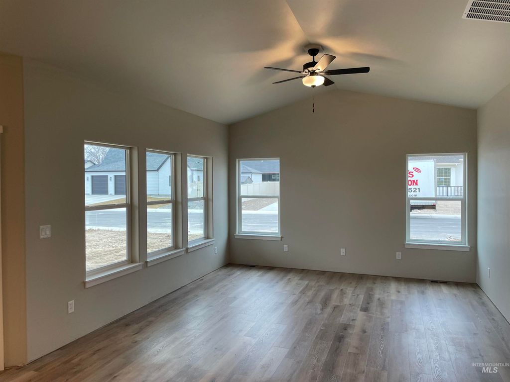 Photo of 904 Quartz Rd, Kimberly, ID 83341 (MLS # 98969265)