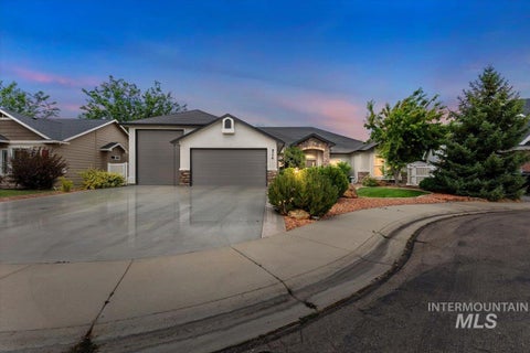 Photo of 9774 W Blackpool Ct, Star, ID 83669 (MLS # 98991058)