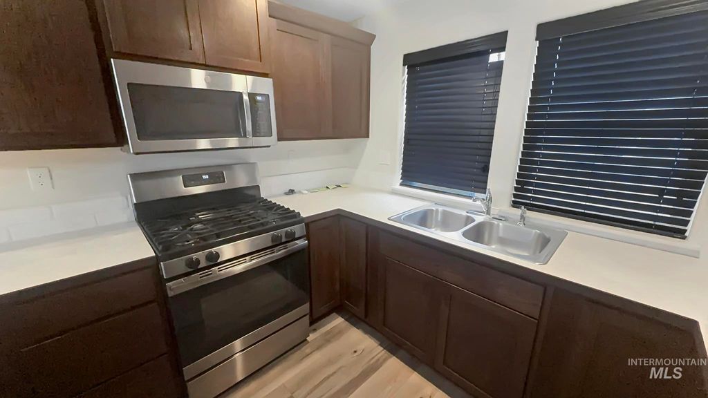 Photo of 5223 Junegrass Way, Caldwell, ID 83607 (MLS # 98980062)