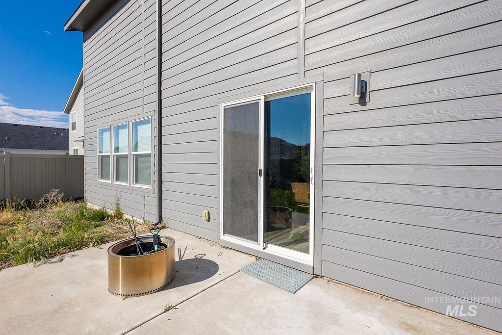 Photo of 4428 N Brandy Creek Ave, Meridian, ID 83646 (MLS # 98984575)