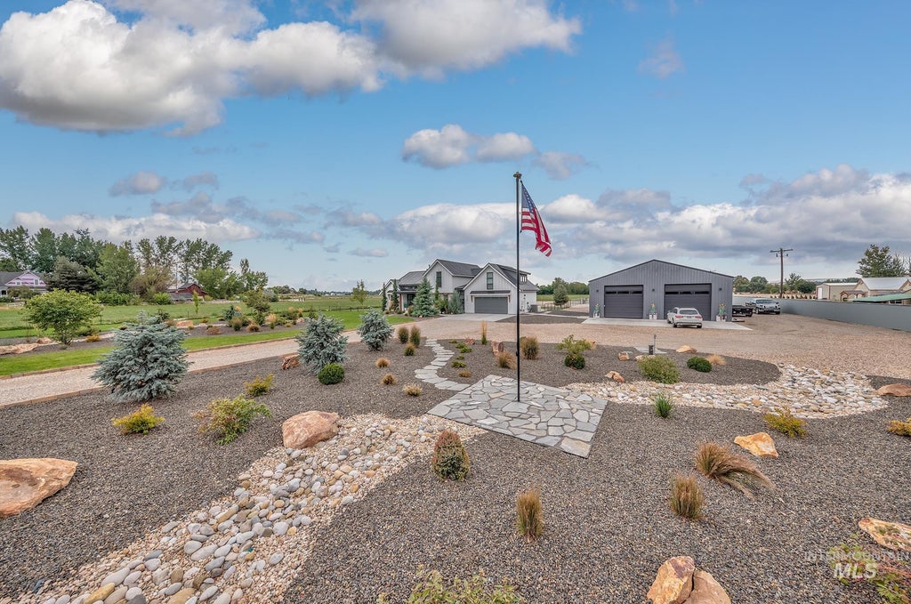 Photo of 10499 N Iowa Ave, Payette, ID 83661 (MLS # 99002449)