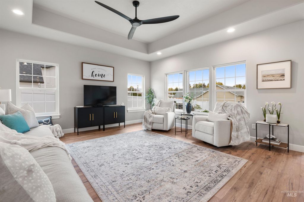 Photo of 3214 Blackhawk Crt, Lewiston, ID 83501 (MLS # 98967014)