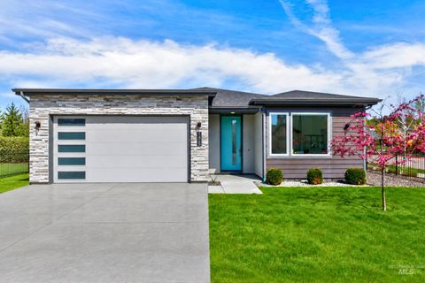 Photo of 1425 E Jade Creek St, Eagle, ID 83616 (MLS # 98984145)