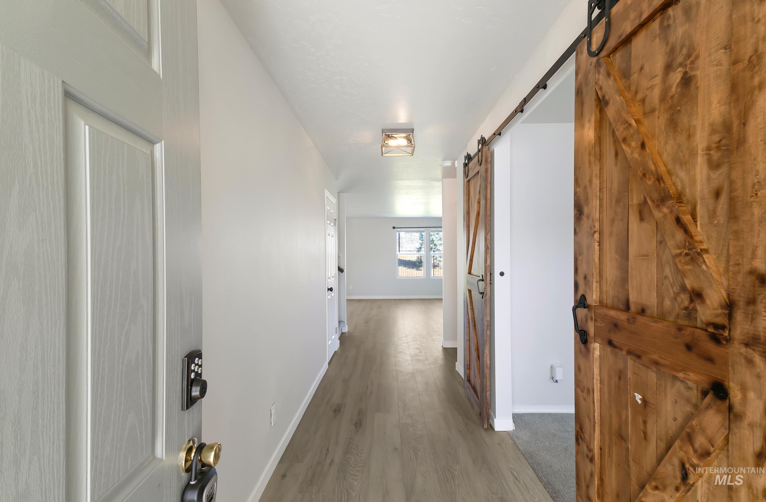 4456 W Silver River St