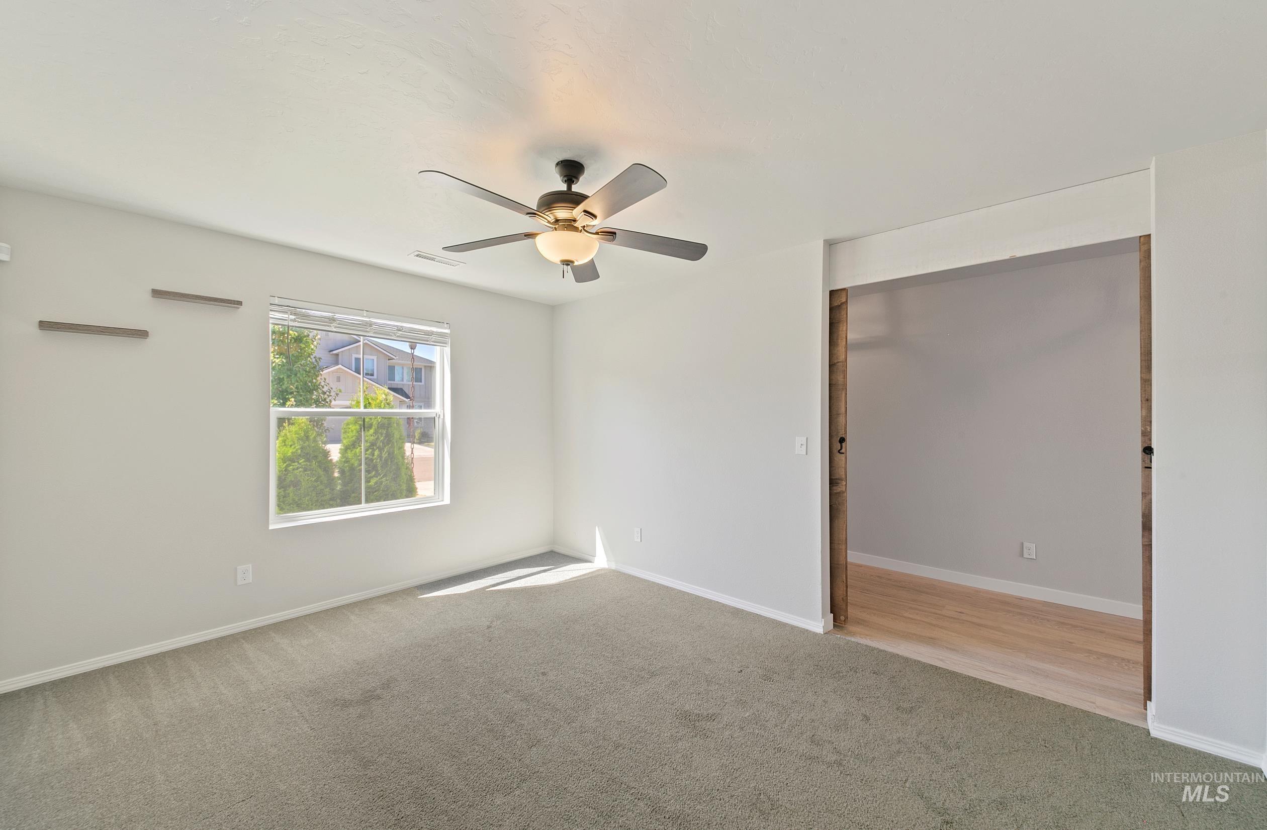 4456 W Silver River St