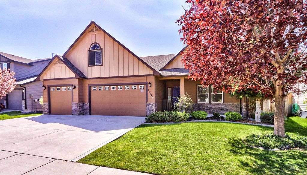 Photo of 10553 Alpine Street, Nampa, ID 83687 (MLS # 98983048)