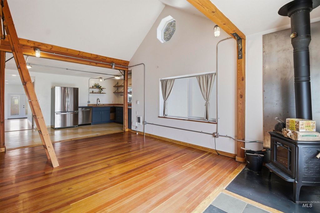 Photo of 856 E 8th St, Moscow, ID 83843 (MLS # 98979488)