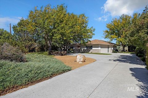 Photo of 1020 Gridely Dr, Hagerman, ID 83332 (MLS # 98962680)