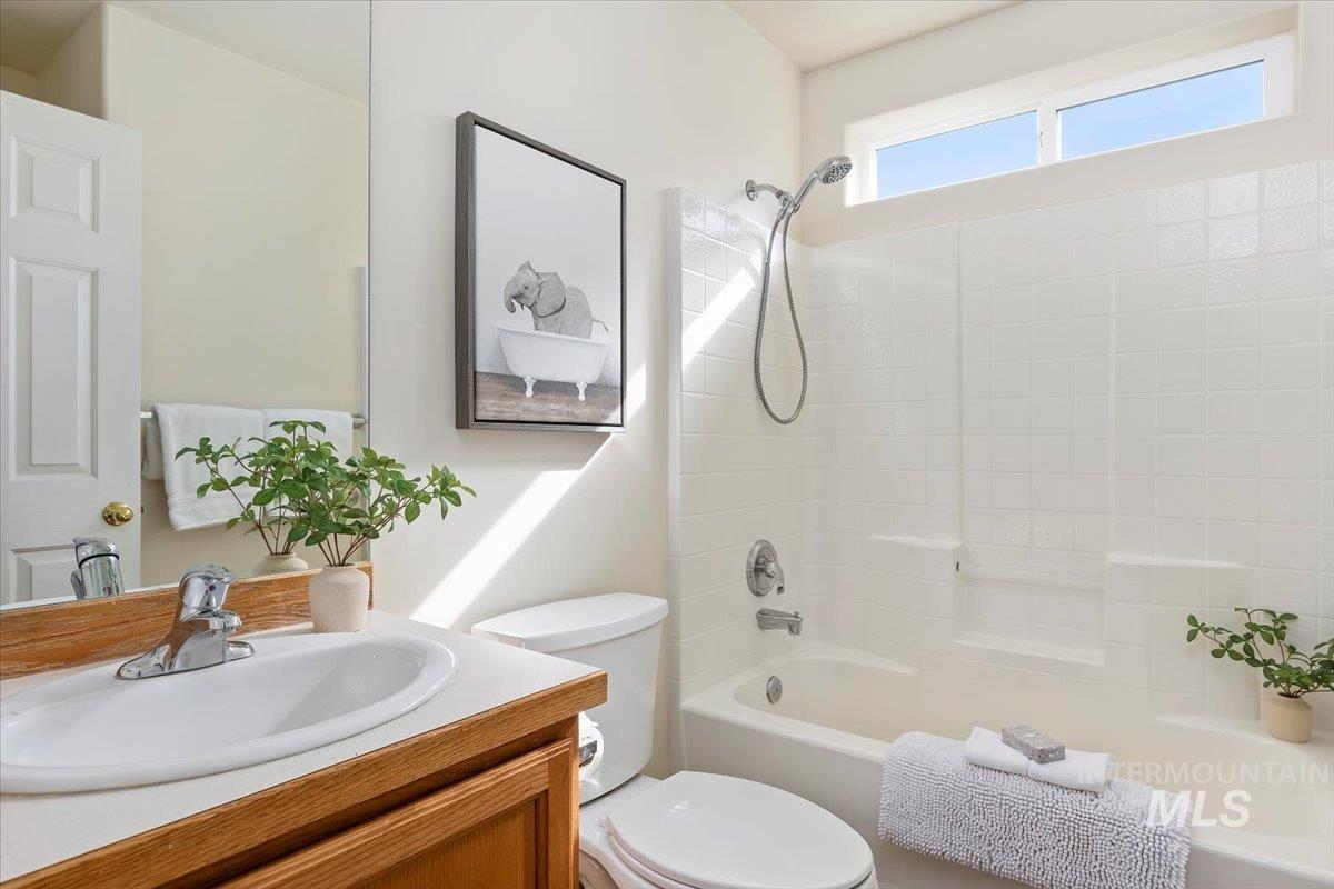 Jerome, Idaho 83338, United States, 3 Bedrooms Bedrooms, ,2 BathroomsBathrooms,Residential,Pending,112676