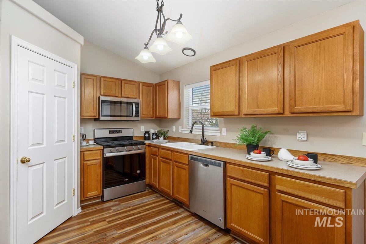 Jerome, Idaho 83338, United States, 3 Bedrooms Bedrooms, ,2 BathroomsBathrooms,Residential,Pending,112676