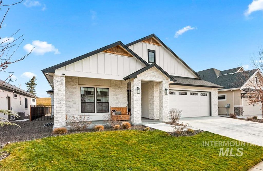 Photo of 1416 N Palaestra Ave, Eagle, ID 83616 (MLS # 98969447)