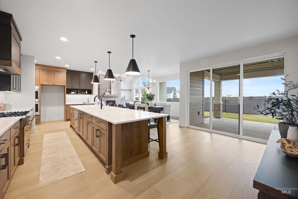 Photo of 7205 N Firhill Pl, Eagle, ID 83616 (MLS # 98982011)