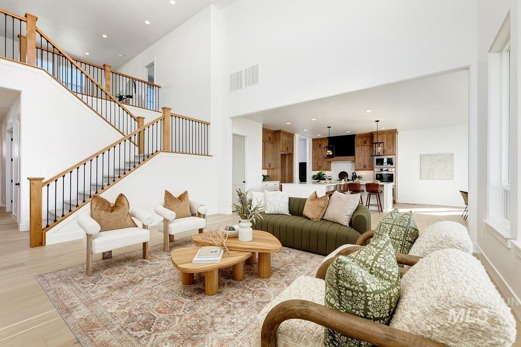 Photo of 14475 N Woodpecker Ave, Boise, ID 83714 (MLS # 98982138)