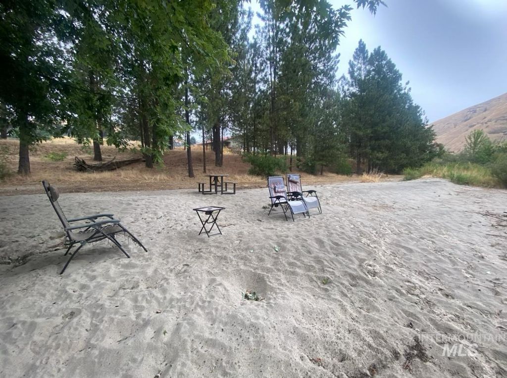 Photo of 24500 Arrow Highline Rd, Juliaetta, ID 83535 (MLS # 98964813)