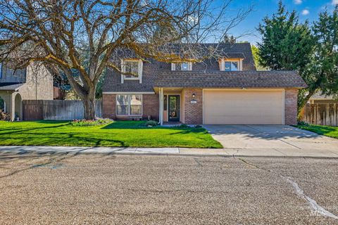 Photo of 10073 W Westview Dr, Boise, ID 83704 (MLS # 98980927)