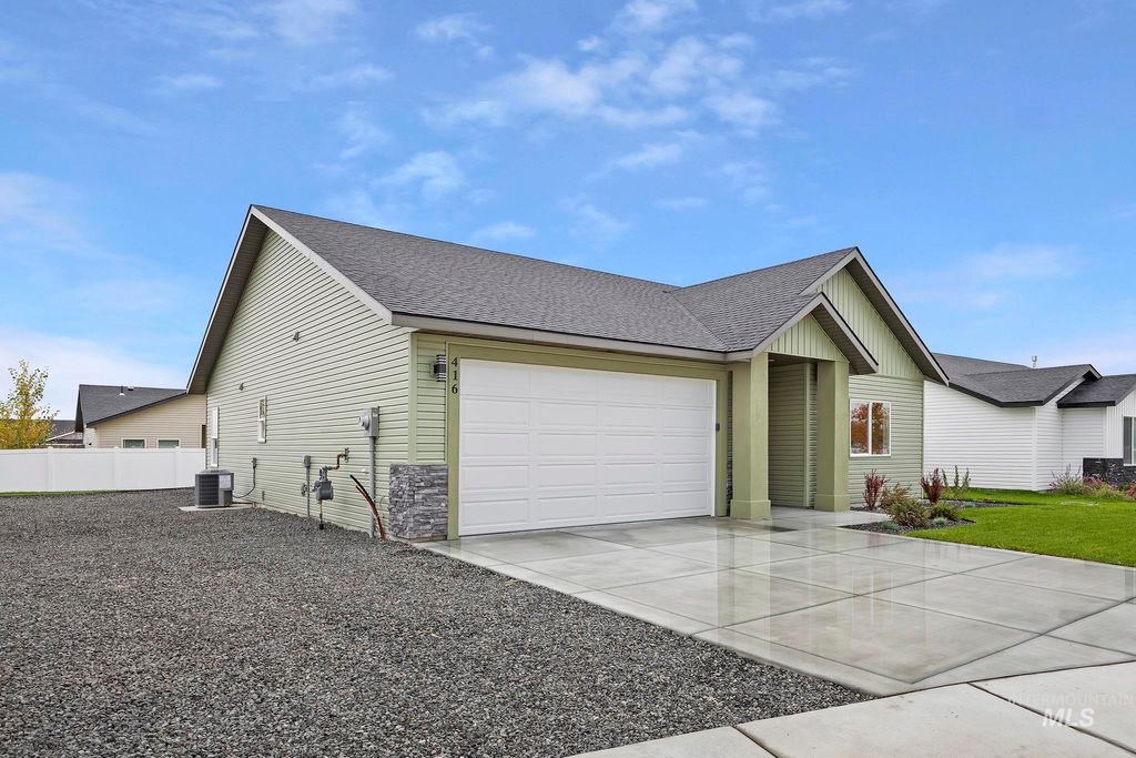 Photo of 416 Rock Dove Loop, Twin Falls, ID 83301 (MLS # 98964762)