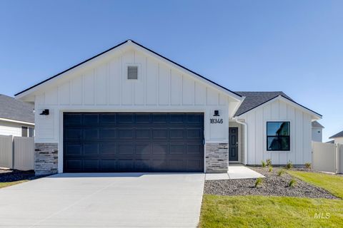 Photo of 18346 N Trumpet Lily Ave, Nampa, ID 83687 (MLS # 98962406)