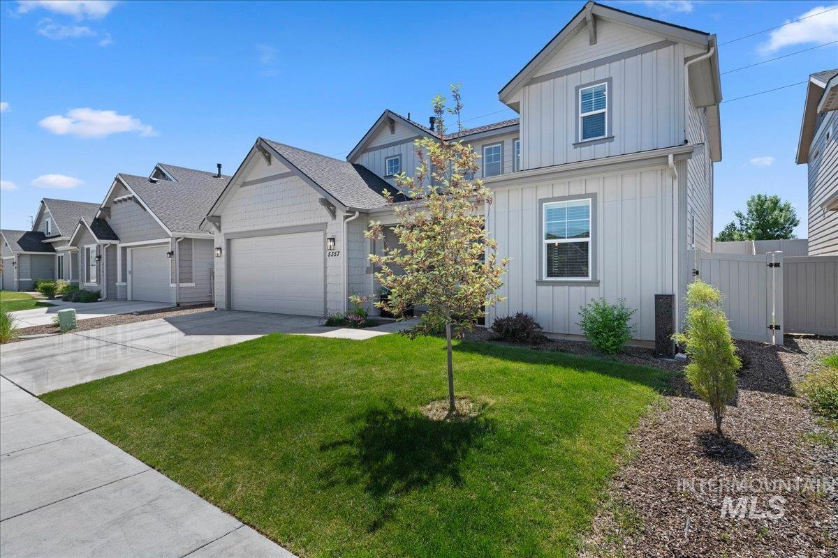 5357 W Riva Capri Street