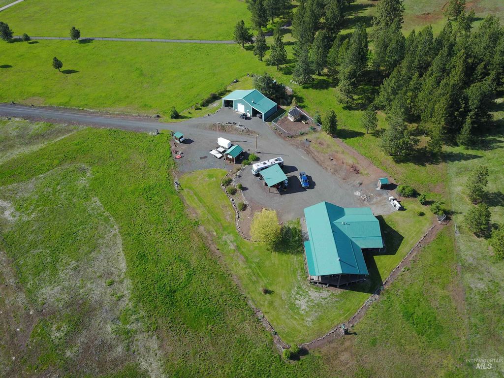 Photo of 1621 Doumecq Rd, CottonWood, ID 83522 (MLS # 98949298)
