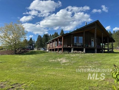 Photo of 1621 Doumecq Rd, CottonWood, ID 83522 (MLS # 98949298)