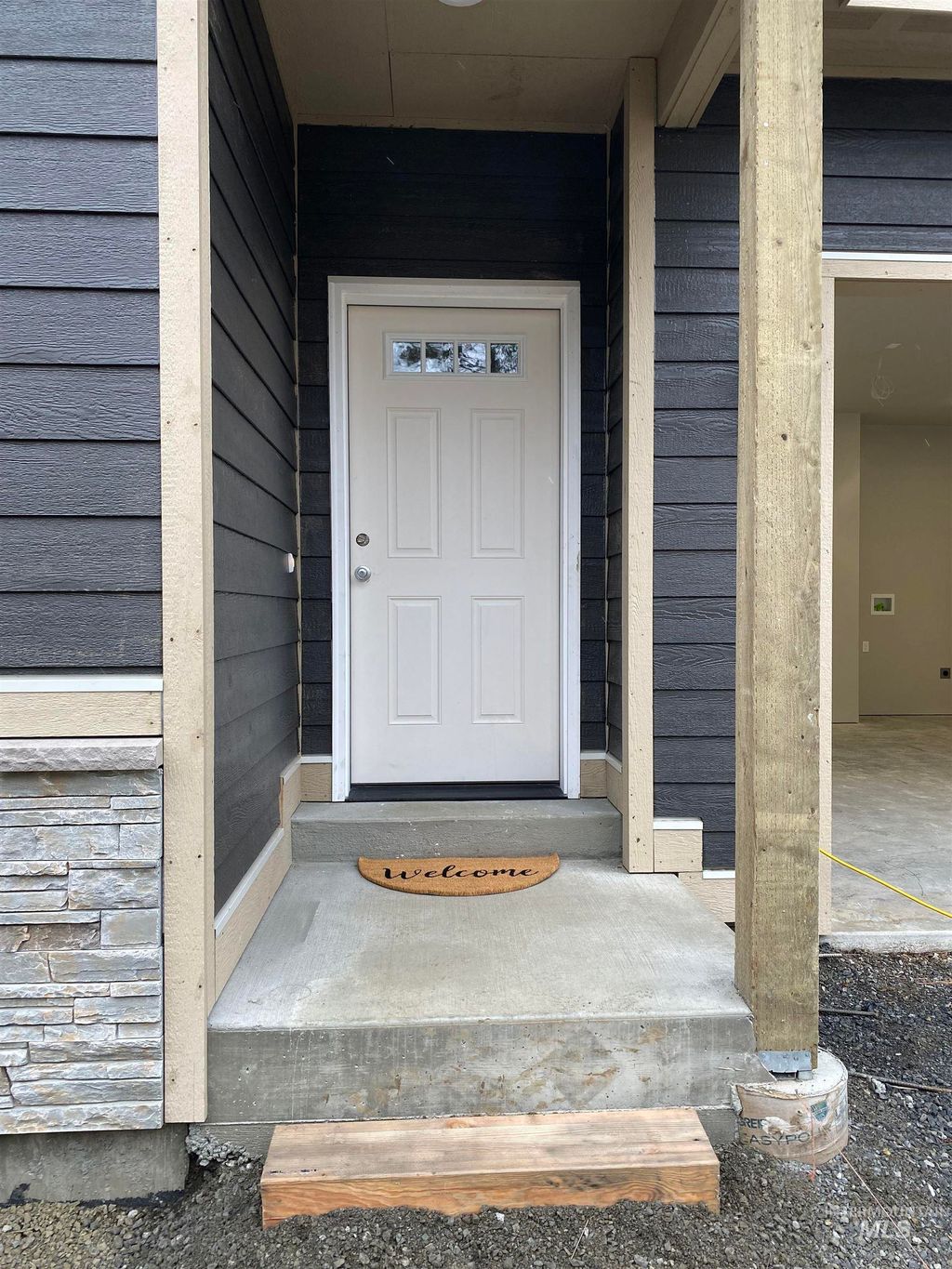 Photo of 401 Highline Lane, Potlatch, ID 83855 (MLS # 98967237)