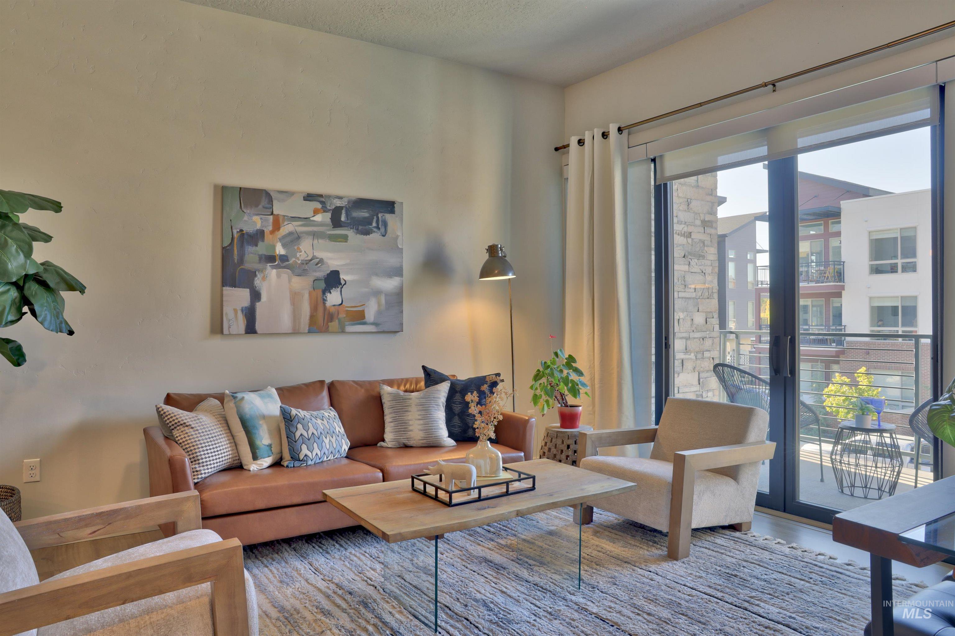 Living room with a textured ceiling