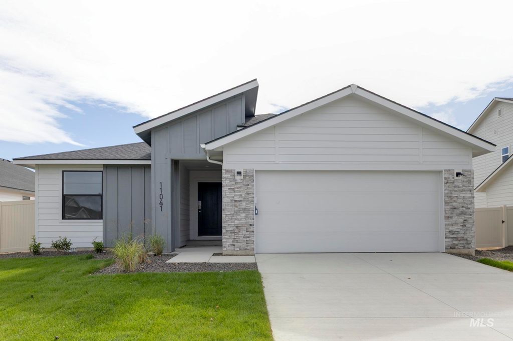 Photo of 5432 S Bittercreek Ave, Meridian, ID 83642 (MLS # 98973322)