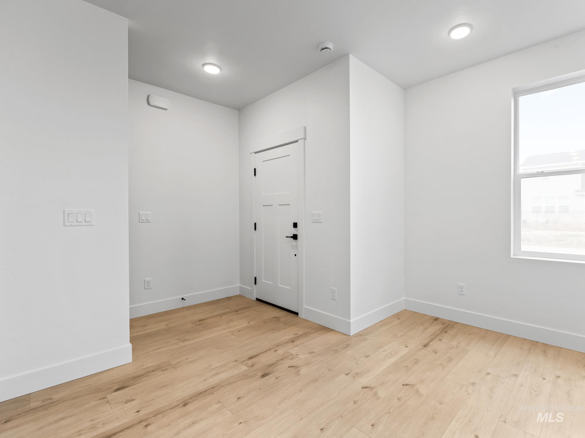 2182 Deep Purple Lane