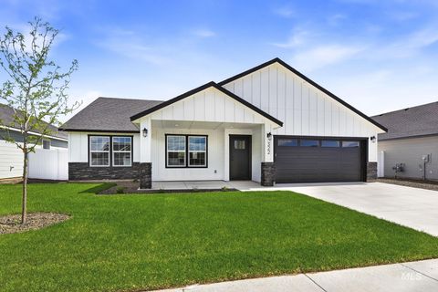 Photo of 322 N 12th. St, Parma, ID 83660 (MLS # 98983634)