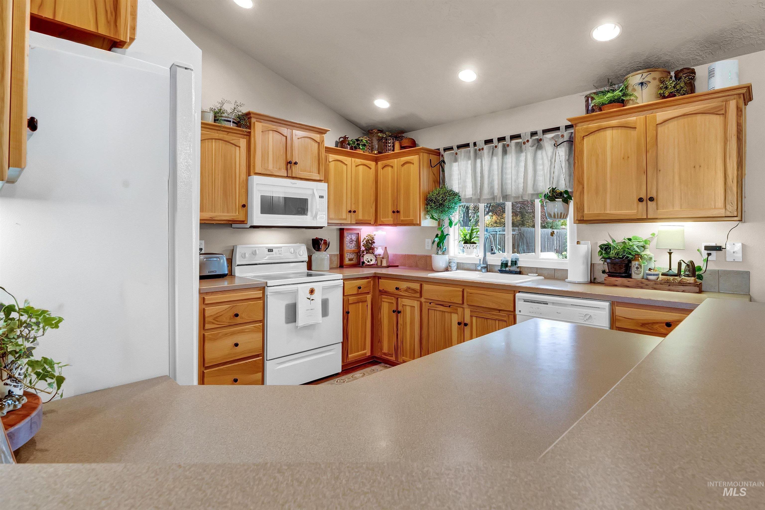 11769 W Pyramid Peaks Street