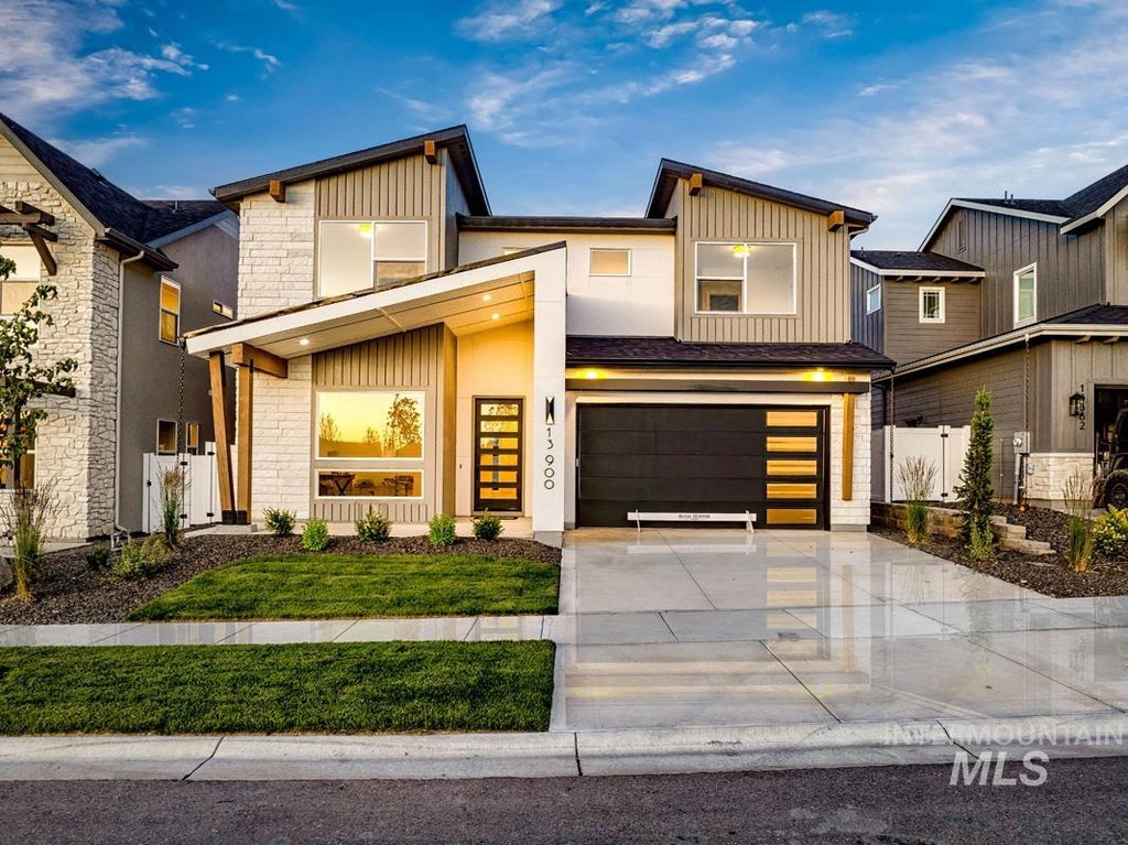 Photo of 13900 N Ermine Ave, Boise, ID 83714 (MLS # 98990364)