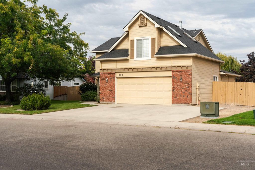 Photo of 870 W Horizon Way, Nampa, ID 83686 (MLS # 98963643)