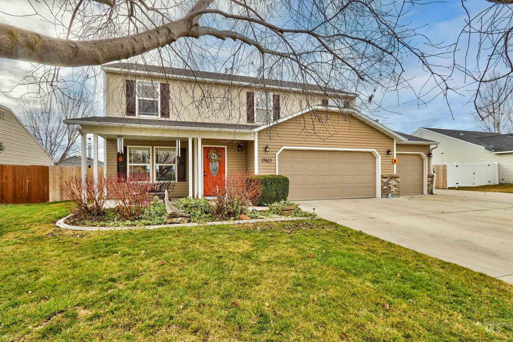 Photo of 17613 N Armstead Ave, Nampa, ID 83687 (MLS # 98976268)