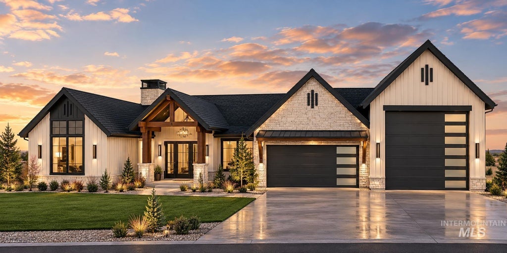 Photo of 15334 Rhodes Ct, Caldwell, ID 83607 (MLS # 99005231)