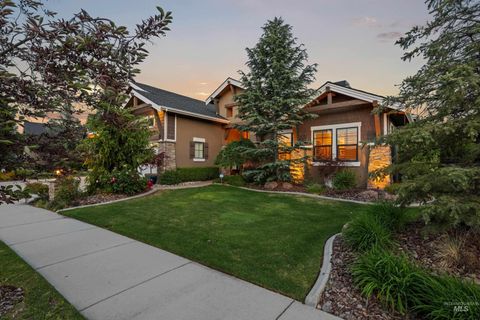 Photo of 645 E Fishing Creek Lane, Eagle, ID 83616 (MLS # 98987439)