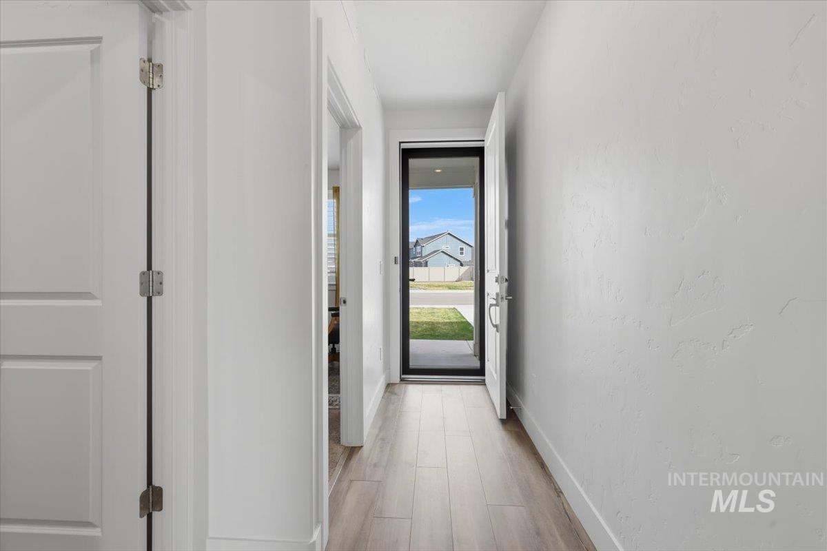 11195 Maroon Bells Dr