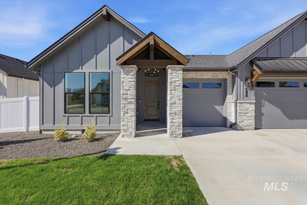 Photo of 598 W Millstone St, Middleton, ID 83644 (MLS # 99000319)