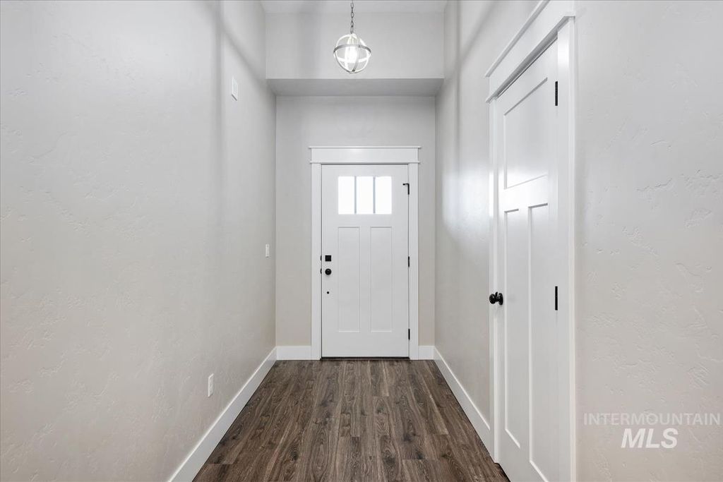 Photo of 1980 Scotch Pine Dr, Middleton, ID 83644 (MLS # 98973136)