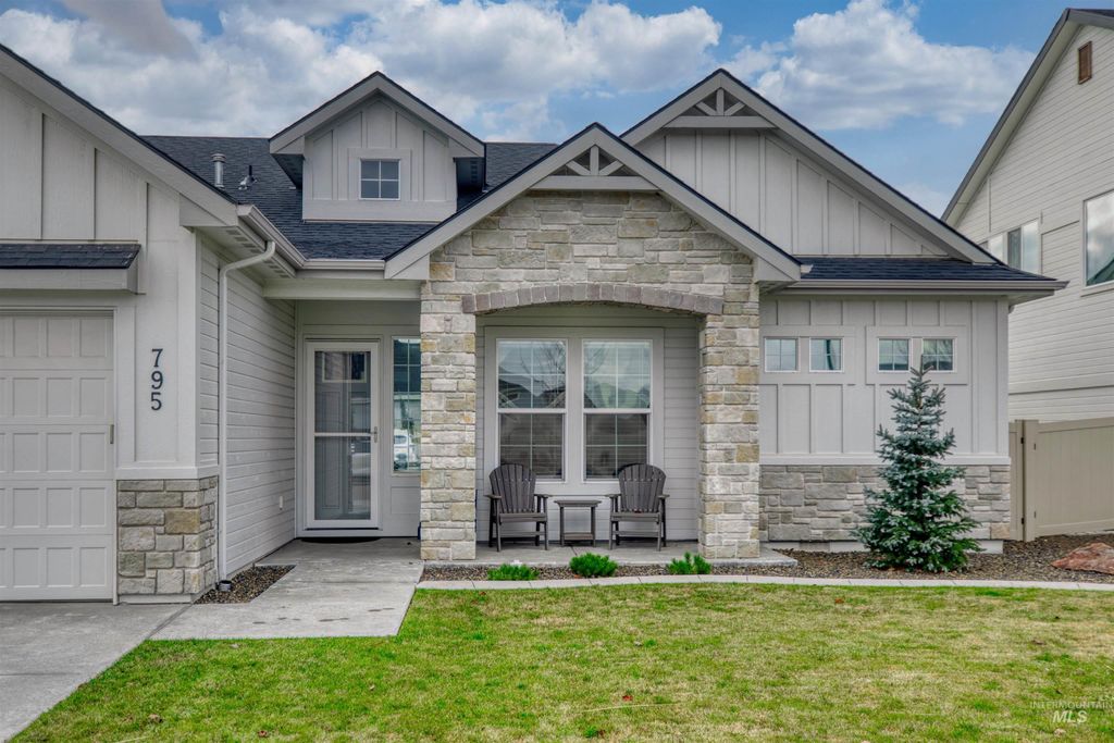 Photo of 795 E Rio Chico Drive, Kuna, ID 83634 (MLS # 98971295)