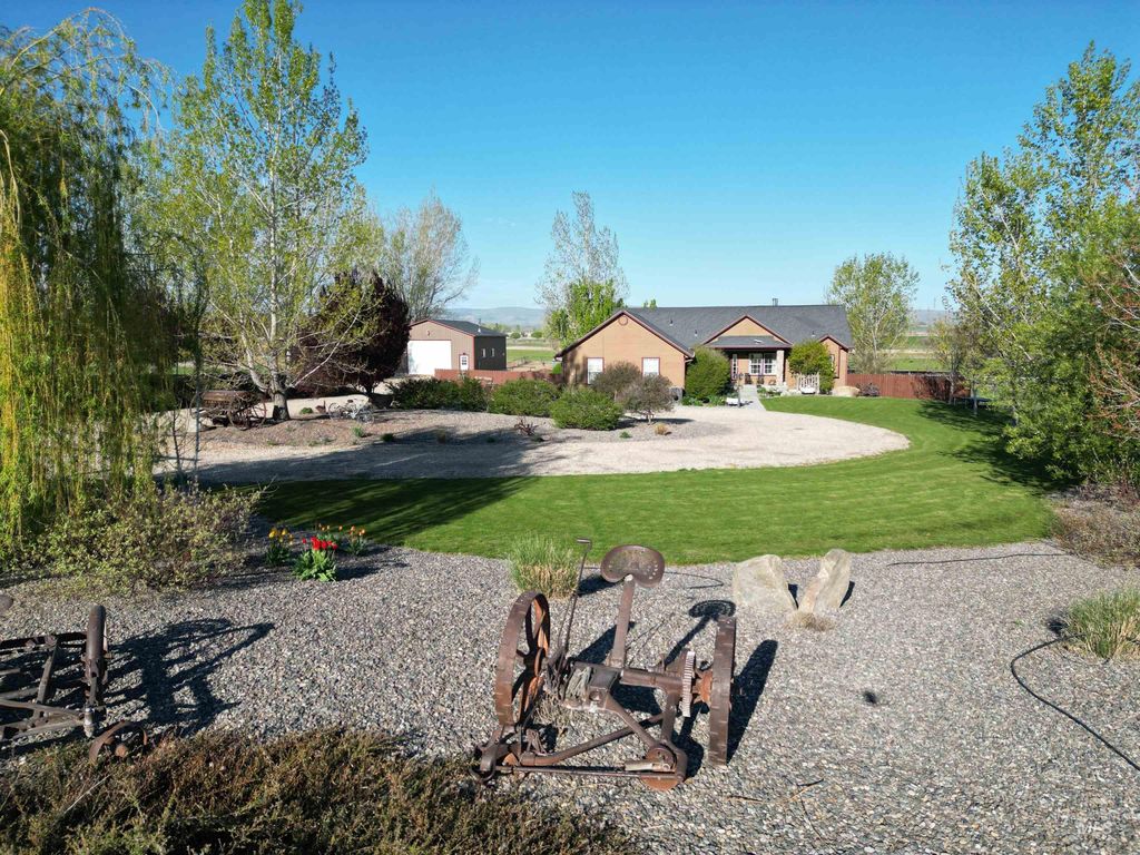 Photo of 4243 Homestead, Homedale, ID 83628 (MLS # 98982130)