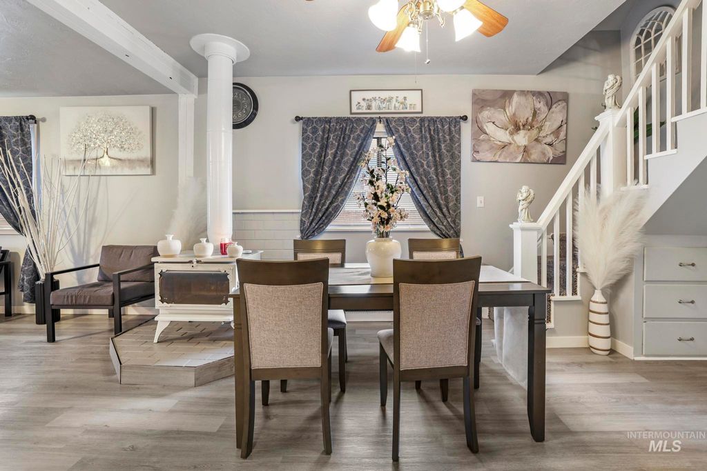 Photo of 530 Colorado St, Gooding, ID 83330 (MLS # 98969953)