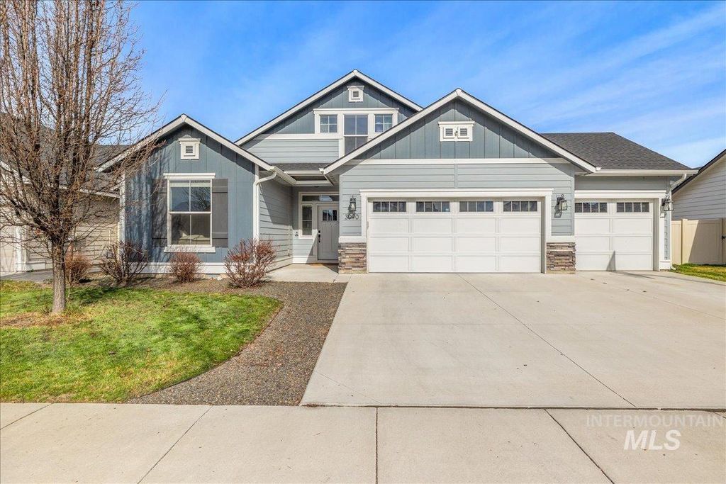 Photo of 3090 W Silver River St, Meridian, ID 83646 (MLS # 98977223)