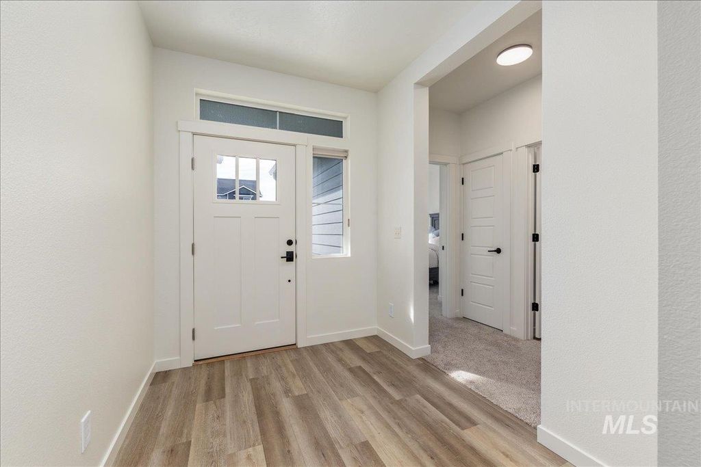 Photo of 3090 W Silver River St, Meridian, ID 83646 (MLS # 98977223)