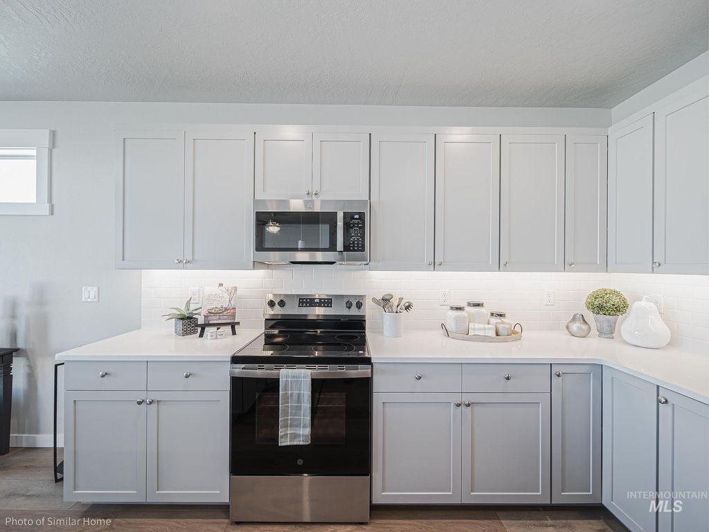 Photo of 17436 N Sendoa Ave #Lot 17 Block 7, Nampa, ID 83687 (MLS # 98973316)