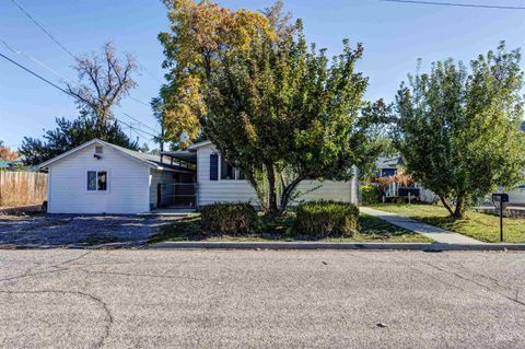 Photo of 15 S 15th St, Payette, ID 83661 (MLS # 98965963)