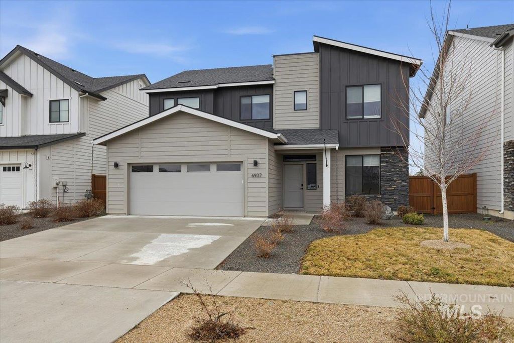 Photo of 6937 S Sunfish Way, Boise, ID 83709 (MLS # 98976063)